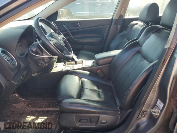 2014 Nissan Maxima SV z VIN 1N4AA5AP0EC456652, wystawiony jako Copart lot #49590985 z przebiegiem 133 842 mil mil oraz Szkoda całkowita • Salvage title. Historia ofert i sprzedaży dostępna na DreamBid. Obrazek 7.