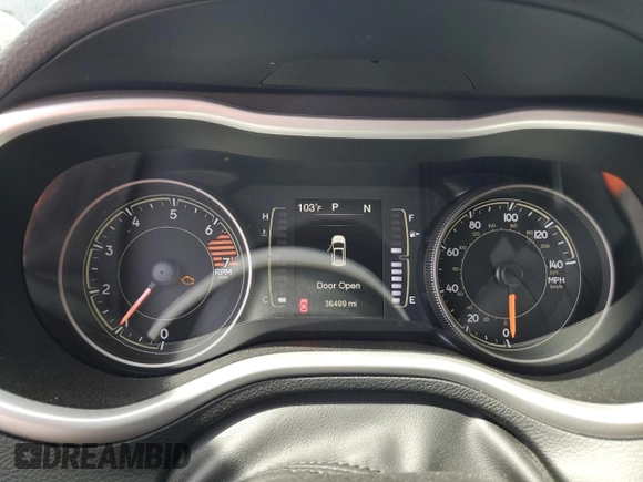 2018 Jeep Cherokee Latitude Plus with VIN 1C4PJLLBXJD561813, listed as a Copart auction lot 58551815 with 36,499 mi miles and Salvage title. Bid and sale history available at DreamBid. Image 9.