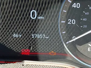 2020 Hyundai Kona SEL with VIN KM8K2CAA8LU528292, listed as a IAAI auction lot 41584654 with 57,857 mi miles. Bid and sale history available at carsss.com. Image 16.