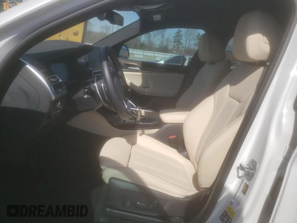 2024 BMW X4 xDrive30i with VIN 5UX33DT09R9U72809, listed as a Copart auction lot 49796485 with 7,006 mi miles and Salvage Title. Bid and sale history available at carsss.com. Image 7.