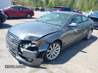 2012 Audi A5 Prestige z VIN WAUVFAFR6CA006915, wystawiony jako IAAI lot #42225588 z przebiegiem 121 237 mil mil oraz . Historia ofert i sprzedaży dostępna na DreamBid. Obrazek 6.
