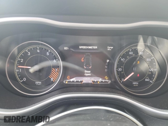 2014 Jeep Cherokee Trailhawk z VIN 1C4PJMBS7EW236960, wystawiony jako Copart lot #57098695 z przebiegiem 159 065 mil mil oraz Czysty tytuł • Clean title. Historia ofert i sprzedaży dostępna na DreamBid. Obrazek 9.
