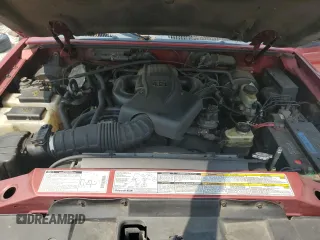 2000 Ford Explorer XLT with VIN 1FMZU73E4YZA72348, listed as a Copart auction lot 59015585 with 182,606 mi miles and Salvage title. Bid and sale history available at DreamBid. Image 12.