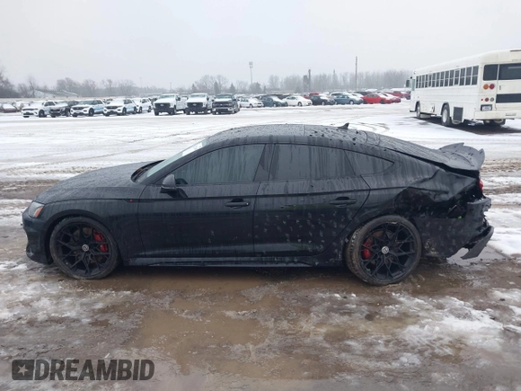 2021 Audi RS 5 Sportback z VIN WUAAWCF50MA904151, wystawiony jako IAAI lot #41172600 z przebiegiem 34 684 mil mil oraz . Historia ofert i sprzedaży dostępna na DreamBid. Obrazek 14.