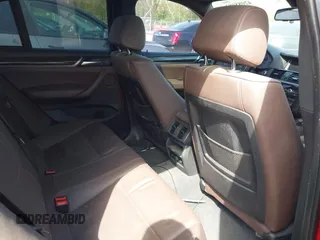 2016 BMW X4 xDrive28i z VIN 5UXXW3C52G0R20677, wystawiony jako IAAI lot #42085953 z przebiegiem 88 000 mil mil oraz . Historia ofert i sprzedaży dostępna na DreamBid. Obrazek 8.