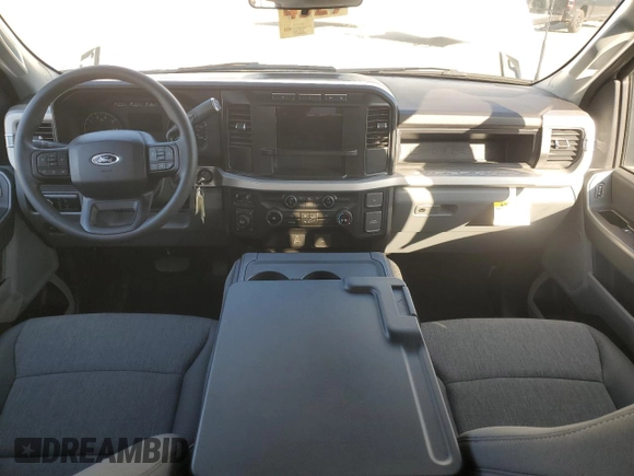 2024 Ford F-250 XL with VIN 1FT8W2BA7REE43944, listed as a Copart auction lot 56780625 with 2,754 mi miles and Clean title. Bid and sale history available at DreamBid. Image 8.