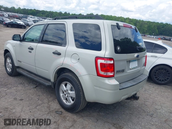 2008 Ford Escape XLT с VIN 1FMCU03118KD15147, выставлен на аукционе IAAI как лот 42223618 с пробегом 146 868 миль миль и . История ставок и продаж доступна на DreamBid. Изображение 3.