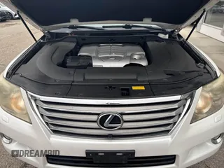 2011 Lexus LX 570 with VIN JTJHY7AX9B4071559, listed as a IAAI auction lot 41860921 with 201,449 mi miles and . Bid and sale history available at DreamBid. Image 10.