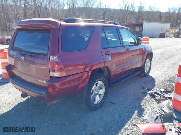 2005 Toyota 4Runner SR5 with VIN JTEBU14R658051910, listed as a IAAI auction lot 41691568 with 153,066 mi miles. Bid and sale history available at carsss.com. Image 4.