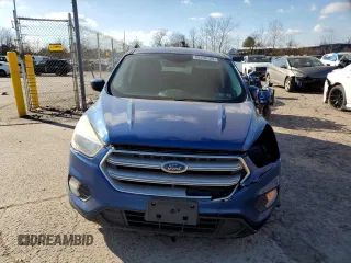 2017 Ford Escape SE with VIN 1FMCU9GD6HUE41887, listed as a Copart auction lot 88399125 with Not Provided miles and Salvage Title. Bid and sale history available at DreamBid. Image 5.