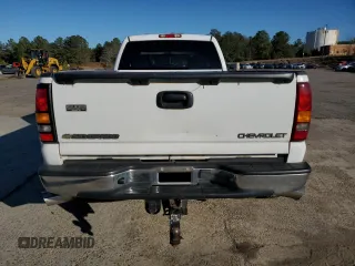 2005 Chevrolet Silverado 3500 DRW LT with VIN 1GCJK332X5F883347, listed as a Copart auction lot 86199094 with 107,562 mi miles and Salvage Title. Bid and sale history available at carsss.com. Image 6.