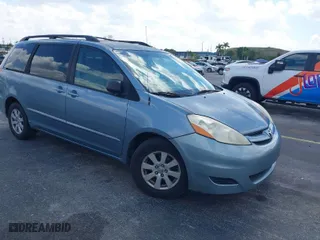 2010 Toyota Sienna CE with VIN 5TDKK4CC9AS310162, listed as a IAAI auction lot 41872375 with 335,488 mi miles. Bid and sale history available at carsss.com. Image 1.