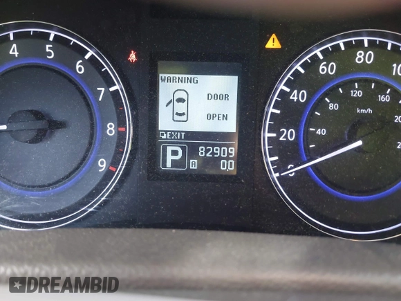 2015 Infiniti Q40 with VIN JN1CV6AP5FM502634, listed as a IAAI auction lot 42086833 with 82,909 mi miles and . Bid and sale history available at DreamBid. Image 15.