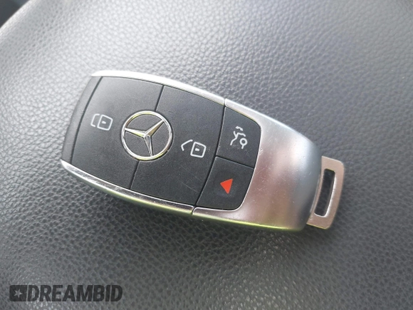 2020 Mercedes-Benz C 300 with VIN W1KWK8DB3LF998134, listed as a IAAI auction lot 42618261 with Not provided miles and . Bid and sale history available at DreamBid. Image 11.