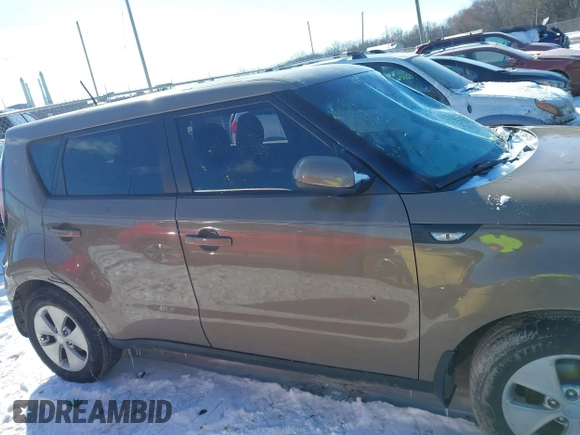 2014 Kia Soul with VIN KNDJN2A26E7103469, listed as a IAAI auction lot 41617998 with 116,170 mi miles. Bid and sale history available at carsss.com. Image 12.
