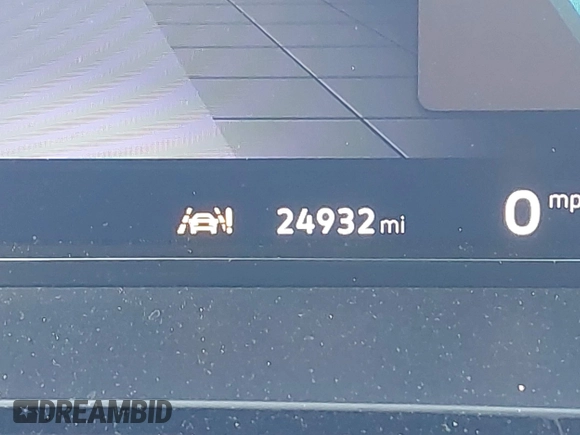 2024 Volkswagen Atlas SE z VIN 1V2KE2CA3RC243791, wystawiony jako IAAI lot #42037645 z przebiegiem 24 932 mil mil oraz . Historia ofert i sprzedaży dostępna na DreamBid. Obrazek 15.