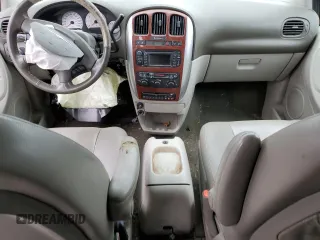 2006 Chrysler Town & Country LWB Touring with VIN 2A4GP54L76R688311, listed as a Copart auction lot 66549674 with 231,664 mi miles and Non Repairable. Bid and sale history available at carsss.com. Image 8.