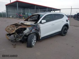 2020 Hyundai Tucson Value with VIN KM8J3CA40LU168406, listed as a IAAI auction lot 40185171 with 1 mi miles. Bid and sale history available at carsss.com. Image 2.
