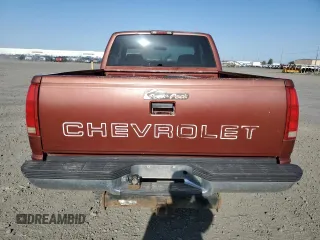 1998 Chevrolet Silverado 1500 with VIN 1GCEK19R2WE133619, listed as a Copart auction lot 55303545 with 200,306 mi miles and Salvage Title. Bid and sale history available at DreamBid. Image 6.