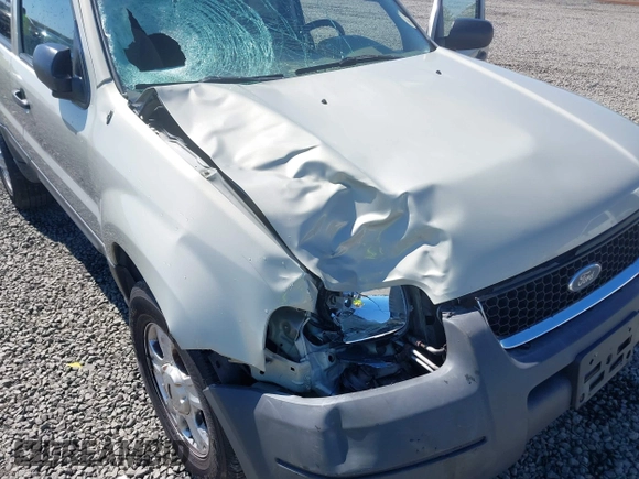 2004 Ford Escape XLT с VIN 1FMYU03154KB49571, выставлен на аукционе IAAI как лот 42055325 с пробегом 213 680 миль миль и . История ставок и продаж доступна на DreamBid. Изображение 17.