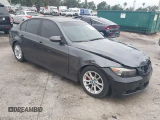 2006 BMW 3 Series 325i z VIN WBAVB13516KR64646, wystawiony jako IAAI lot #42387802 z przebiegiem 197 143 mil mil oraz . Historia ofert i sprzedaży dostępna na DreamBid. Obrazek 1.