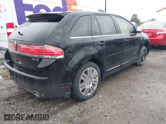 2008 Lincoln MKX with VIN 2LMDU68C68BJ27207, listed as a IAAI auction lot 41980381 with 143,819 mi miles. Bid and sale history available at carsss.com. Image 4.