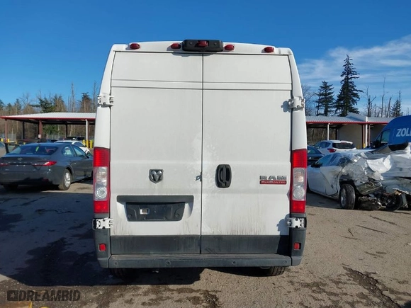 2019 Ram ProMaster Cargo Van with VIN 3C6TRVBG5KE562407, listed as a IAAI auction lot 41501197 with 65,290 mi miles. Bid and sale history available at carsss.com. Image 16.