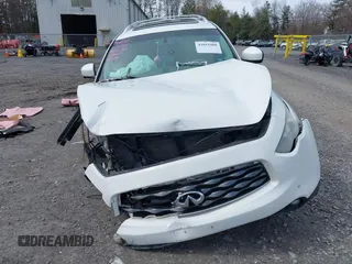 2011 Infiniti FX with VIN JN8AS1MW1BM140576, listed as a IAAI auction lot 42019408 with 146,346 mi miles. Bid and sale history available at carsss.com. Image 11.