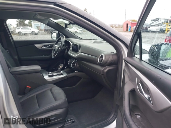 2022 Chevrolet Blazer LT with VIN 3GNKBJRS5NS146110, listed as a IAAI auction lot 41528562 with 27,761 mi miles and . Bid and sale history available at DreamBid. Image 5.