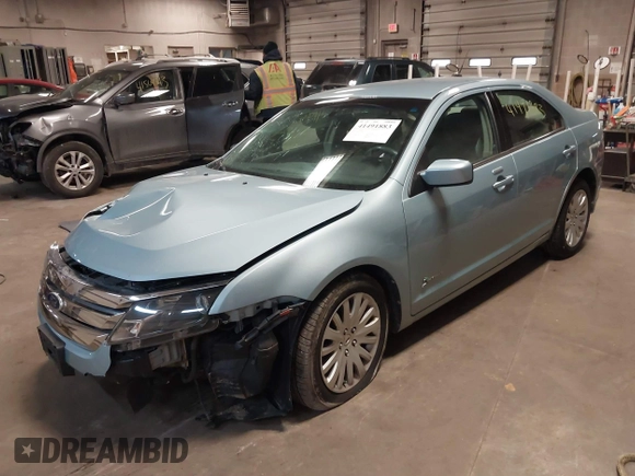 2010 Ford Fusion Hybrid z VIN 3FADP0L34AR276532, wystawiony jako IAAI lot #41491883 z przebiegiem 159 076 mil mil oraz . Historia ofert i sprzedaży dostępna na DreamBid. Obrazek 14.