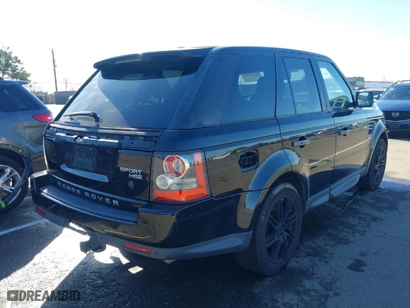 2011 Land Rover Range Rover Sport HSE with VIN SALSF2D43BA269552, listed as a IAAI auction lot 41516499 with 109,491 mi miles. Bid and sale history available at carsss.com. Image 4.