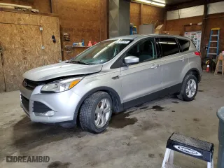 2015 Ford Escape SE with VIN 1FMCU9GX4FUB67192, listed as a Copart auction lot 52161525 with 67,957 mi miles and Salvage Title. Bid and sale history available at carsss.com. Image 1.