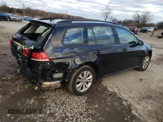 2018 Volkswagen Golf SportWagen S with VIN 3VW117AU1JM753284, listed as a Copart auction lot 81048463 with 103,464 mi miles. Bid and sale history available at carsss.com. Image 3.