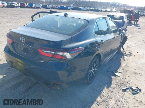 2021 Toyota Camry SE Nightshade with VIN 4T1T11AK6MU402597, listed as a IAAI auction lot 41718894 with Not Provided miles and . Bid and sale history available at carsss.com. Image 4.