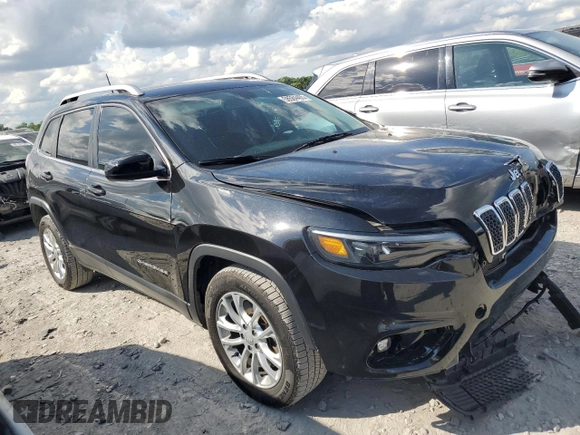 2019 Jeep Cherokee Latitude with VIN 1C4PJLCB9KD269426, listed as a Copart auction lot 58584405 with 132,145 mi miles and Salvage title. Bid and sale history available at DreamBid. Image 4.