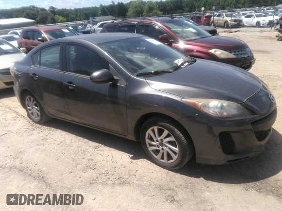2013 Mazda 3 i Touring z VIN JM1BL1V80D1715722, wystawiony jako IAAI lot #42508346 z przebiegiem 107 754 mil mil oraz . Historia ofert i sprzedaży dostępna na DreamBid. Obrazek 1.