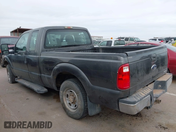 2016 Ford F-250 XLT z VIN 1FT7X2A65GEA40452, wystawiony jako IAAI lot #41522578 z przebiegiem 135 711 mil mil oraz . Historia ofert i sprzedaży dostępna na DreamBid. Obrazek 14.