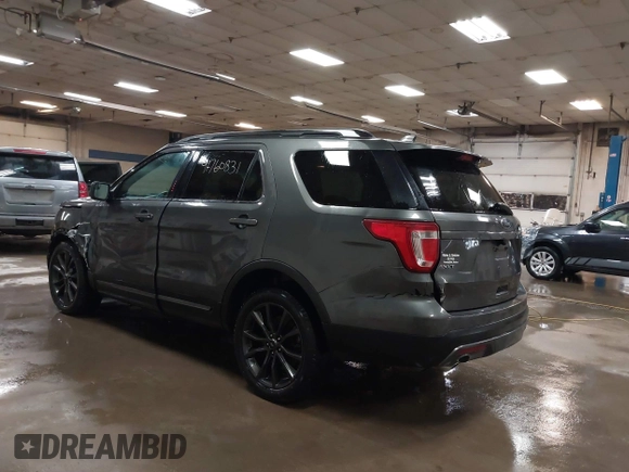 2017 Ford Explorer XLT z VIN 1FM5K8D81HGD27004, wystawiony jako IAAI lot #41760831 z przebiegiem 107 187 mil mil oraz . Historia ofert i sprzedaży dostępna na DreamBid. Obrazek 3.