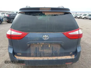 2015 Toyota Sienna LE AAS z VIN 5TDKK3DC0FS557747, wystawiony jako IAAI lot #41761226 z przebiegiem 197 705 mil mil oraz . Historia ofert i sprzedaży dostępna na DreamBid. Obrazek 16.