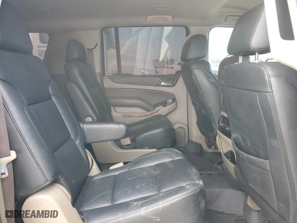 2020 Chevrolet Suburban Premier with VIN 1GNSCJKCXLR208102, listed as a Copart auction lot 86571624 with 246,214 mi miles and Non Repairable. Bid and sale history available at carsss.com. Image 11.