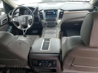 2019 GMC Yukon XL Denali with VIN 1GKS1HKJ1KR203895, listed as a Copart auction lot 74622754 with 51,559 mi miles and Salvage Title. Bid and sale history available at carsss.com. Image 8.