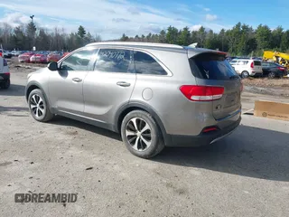 2016 Kia Sorento EX with VIN 5XYPHDA58GG015715, listed as a IAAI auction lot 42040772 with 146,645 mi miles and . Bid and sale history available at DreamBid. Image 3.