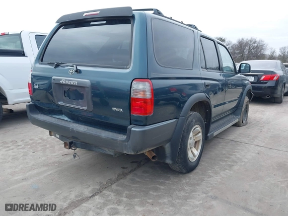 1998 Toyota 4Runner with VIN JT3GM84R5W0020431, listed as a IAAI auction lot 41627149 with 111,111 mi miles. Bid and sale history available at carsss.com. Image 4.