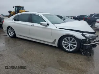 2017 BMW 7 Series 740i with VIN WBA7E2C55HG739366, listed as a Copart auction lot 45961575 with 0 mi miles and Salvage Title. Bid and sale history available at carsss.com. Image 4.