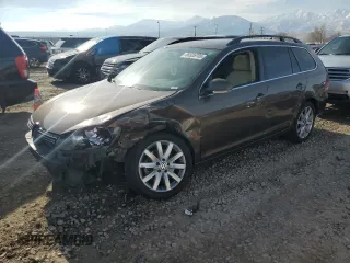 2013 Volkswagen Jetta SportWagen TDI w/Sunroof & Nav with VIN 3VWPL7AJXDM682746, listed as a Copart auction lot 88326785 with 188,875 mi miles and Salvage Title. Bid and sale history available at carsss.com. Image 1.