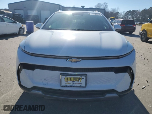 2024 Chevrolet Equinox EV LT z VIN 3GN7DLRP4RS279972, wystawiony jako Copart lot #86291264 z przebiegiem 824 mil mil oraz Szkoda całkowita • Salvage title. Historia ofert i sprzedaży dostępna na DreamBid. Obrazek 5.