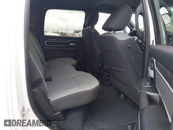 2024 Ram 2500 Big Horn with VIN 3C6UR5DL1RG233118, listed as a IAAI auction lot 42635680 with 46,755 mi miles and . Bid and sale history available at DreamBid. Image 8.