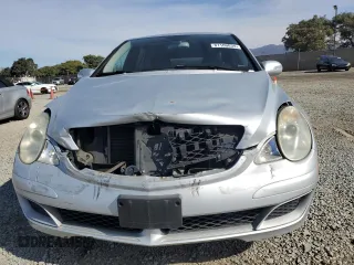 2006 Mercedes-Benz R 3.5L with VIN 4JGCB65EX6A031107, listed as a Copart auction lot 81100034 with 155,207 mi miles and Salvage Title. Bid and sale history available at DreamBid. Image 5.