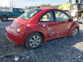 2009 Volkswagen New Beetle Coupe S with VIN 3VWRW31C19M501342, listed as a Copart auction lot 81761554 with 171,926 mi miles and Salvage Title. Bid and sale history available at carsss.com. Image 3.