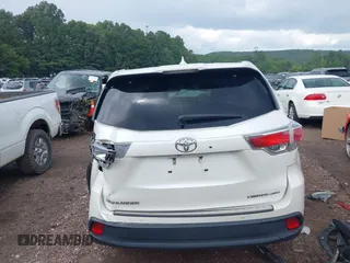 2016 Toyota Highlander Limited with VIN 5TDDKRFH2GS353523, listed as a IAAI auction lot 42440458 with 149,977 mi miles and . Bid and sale history available at DreamBid. Image 15.